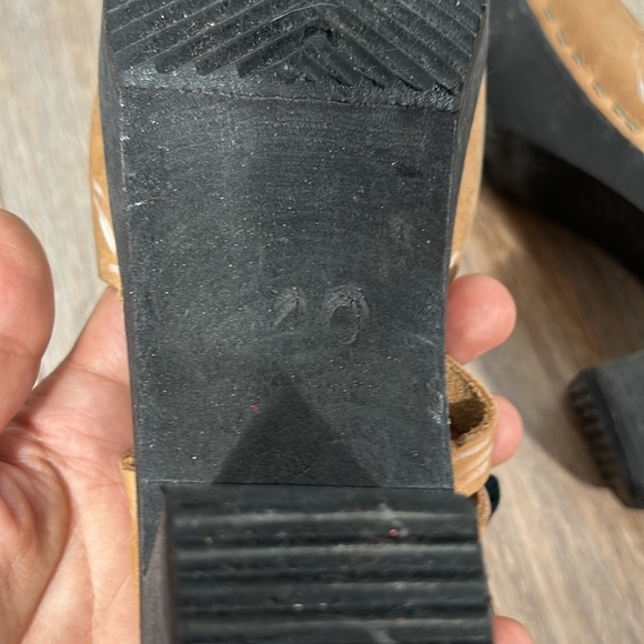 Painted Floral Leather Front Tie Clogs w black sole size 40 US 9 - Picture 14 of 17